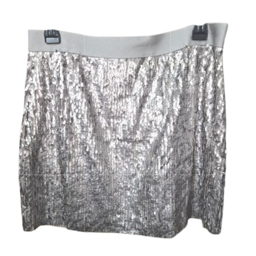 Chelsea & Violet Silver Sequin Mini Skirt NWT Size M Elastic Waist Lined